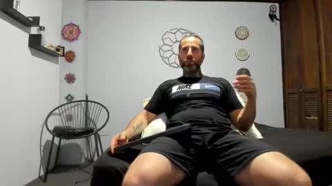 Snapshot of sexycolombian2022 chatting on 8, 11, 2025 Antonioylola online show from 8, 11, 2025