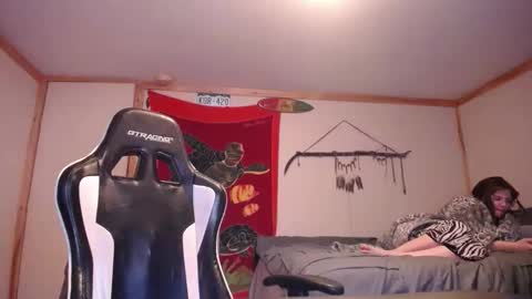 Snapshot of sexycoloradolovers chatting on 9, 2, 2026 Austin and Megan online show from 9, 2, 2026