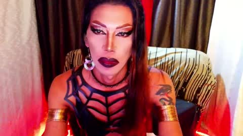 Devine online show from 23, 7, 2026