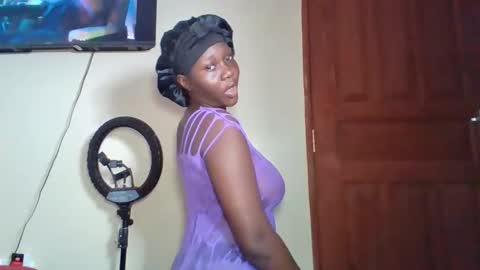 Dominah  online show from 26, 4, 2026