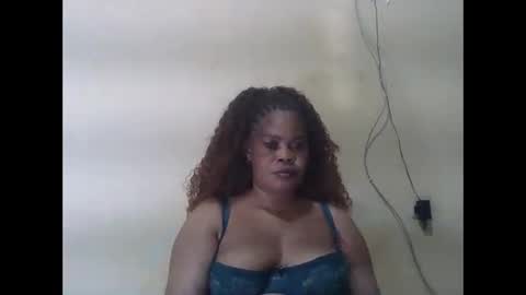 Snapshot of sexydove2 chatting on 7, 6, 2026 EMILY online show from 7, 6, 2026