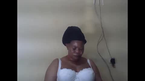 Snapshot of sexydove2 chatting on 10, 6, 2026 EMILY online show from 10, 6, 2026