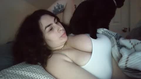 ETERNAL GODDESS WOMAN  online show from 1, 5, 2026