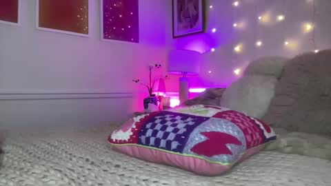 Ashley Love online show from 23, 4, 2026