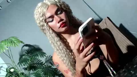 Snapshot of sexyhotbabe18 chatting on 5, 3, 2026 sexyhotbabe18 online show from 5, 3, 2026