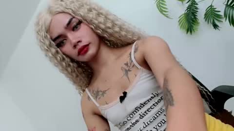 Snapshot of sexyhotbabe18 chatting on 8, 3, 2026 sexyhotbabe18 online show from 8, 3, 2026