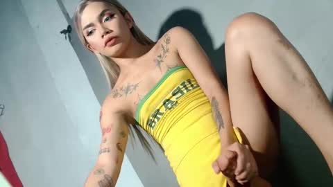sexyhotbabe18 online show from 26, 3, 2026