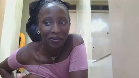 sexyhun084 online show from 12, 5, 2026