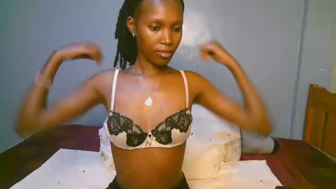 sexyjulie online show from 27, 7, 2026