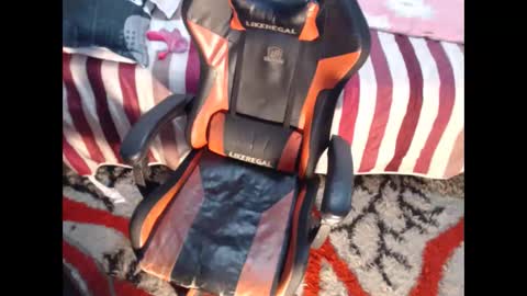 Snapshot of sexyjustin202 chatting on 30, 12, 2024 sexyjustin202 online show from 30, 12, 2024