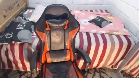 Snapshot of sexyjustin202 chatting on 7, 1, 2025 sexyjustin202 online show from 7, 1, 2025