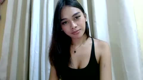 Snapshot of sexykarina_ chatting on 3, 12, 2025 Karina3 online show from 3, 12, 2025
