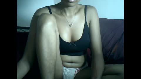 sexylarra12 online show from 22, 2, 2025