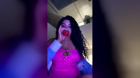 Snapshot of sexylatincouple chatting on 14, 2, 2026 SEXYLATINCOUPLE online show from 14, 2, 2026