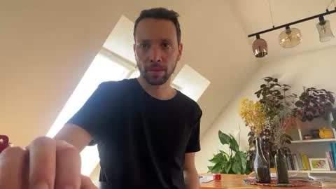 sexyleo8282 online show from 17, 6, 2026