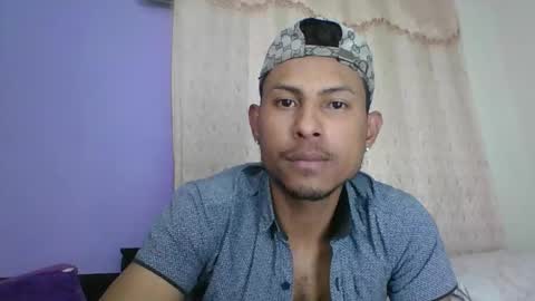 Snapshot of sexyleon69 chatting on 15, 9, 2025 Sexy leon online show from 15, 9, 2025