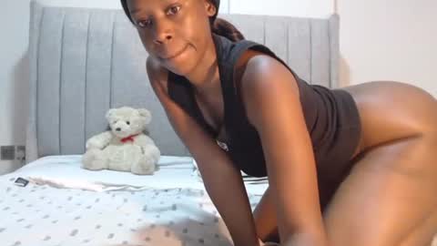 sexymonalisa1 online show from 1, 10, 2025