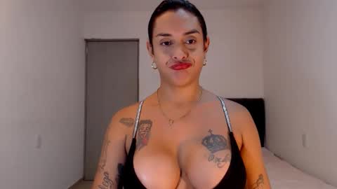 Natalia Duran online show from 8, 6, 2026