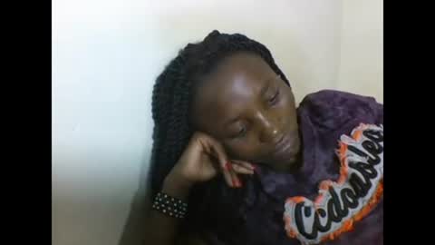 VIVIAN online show from 17, 2, 2025