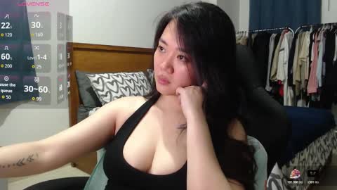 Snapshot of sexypenguin13 chatting on 8, 11, 2025 sexypenguin13 online show from 8, 11, 2025