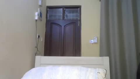 Lee online show from 3, 3, 2025