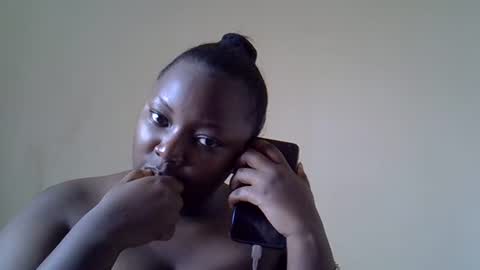 sexyqwissi online show from 2, 3, 2025