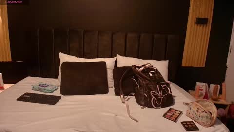 R A C H E L online show from 5, 10, 2025