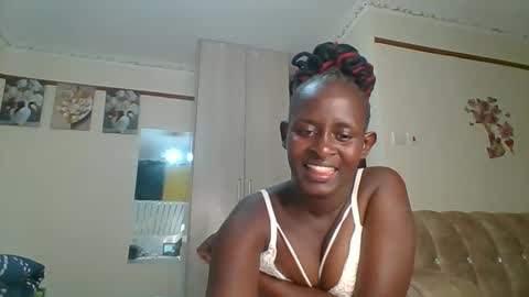 sexyreddebony online show from 1, 1, 2025