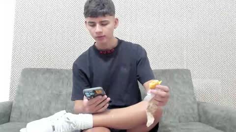 MATIAS-18   THIAHO -18  MAX-19  NICOKALY-19  CAIN-19   MOD ESTEBAN online show from 8, 11, 2025