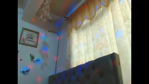 Snapshot of sexysafiravenus chatting on 17, 10, 2025 Venus Independent Model online show from 17, 10, 2025