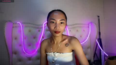 sexyshinixx online show from 4, 8, 2026