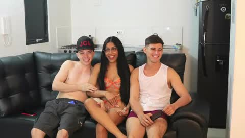 sexyskinnynaksu online show from 26, 5, 2026