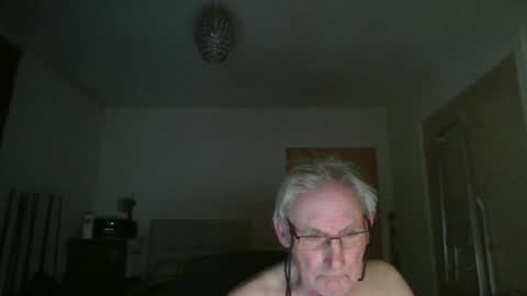 sexystud2025 online show from 22, 6, 2026