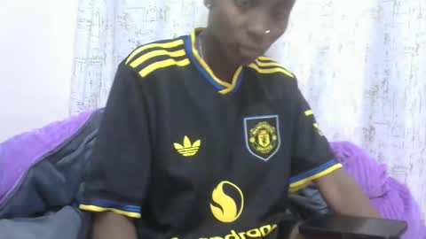 Snapshot of sexytinyy chatting on 2, 12, 2025 maria online show from 2, 12, 2025