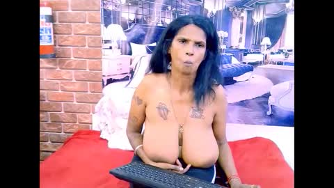 sexyva4u2luv online show from 25, 3, 2026