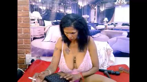 sexyva4u2luv online show from 27, 4, 2026