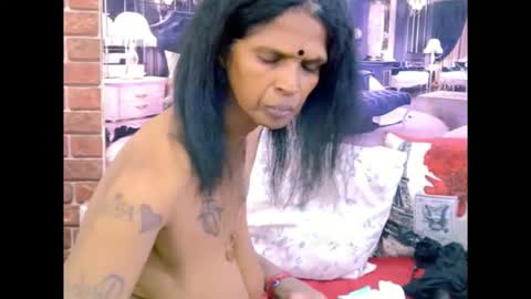 Snapshot of sexyva4u2luv chatting on 4, 6, 2026 sexyva4u2luv online show from 4, 6, 2026