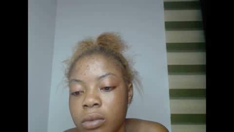 sexyxpeach online show from 3, 11, 2025