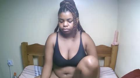 Snapshot of sexyyred_ chatting on 3, 4, 2026 sexyyred_ online show from 3, 4, 2026