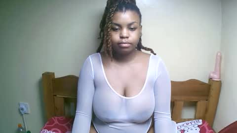 Snapshot of sexyyred_ chatting on 19, 4, 2026 sexyyred_ online show from 19, 4, 2026