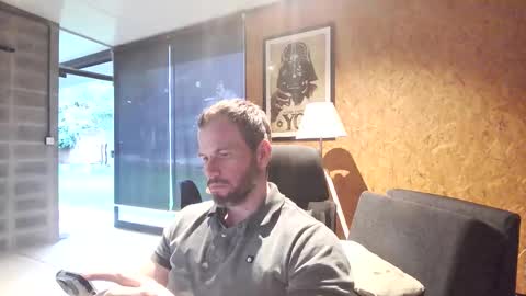 shad0w_hunter online show from 5, 1, 2026