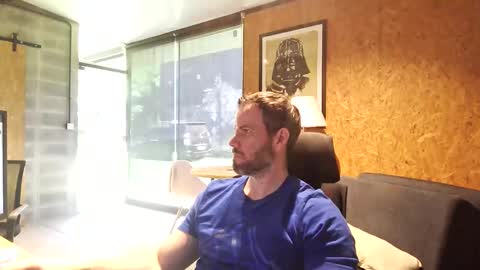 shad0w_hunter online show from 6, 4, 2026