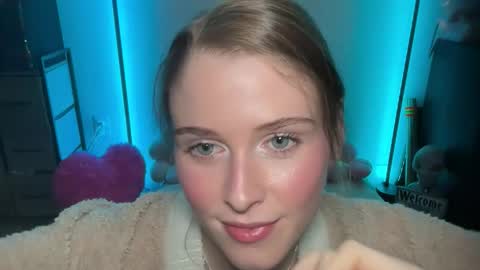 shadebabe online show from 8, 4, 2026