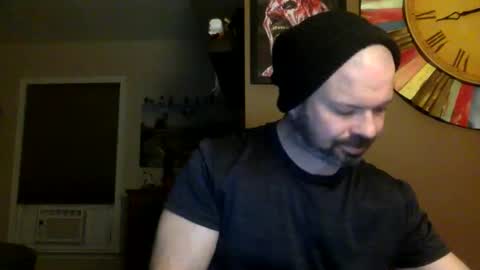 Shady online show from 30, 9, 2025