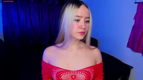 Shaira Clark online show from 23, 4, 2026