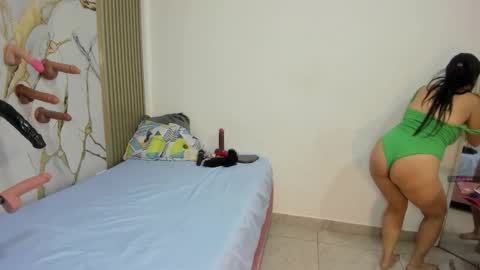 shalomexotic online show from 2, 12, 2025