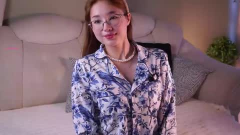 Snapshot of shandrahoner chatting on 7, 5, 2026 Liza online show from 7, 5, 2026