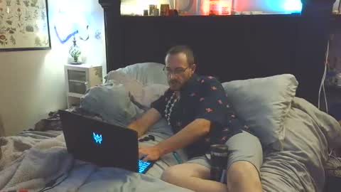 Snapshot of shane_and_shiloh chatting on 10, 5, 2026 Shane Shiloh online show from 10, 5, 2026