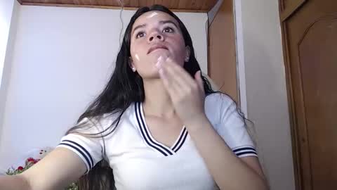 Snapshot of shanel_lozano chatting on 19, 9, 2025 shanel_lozano online show from 19, 9, 2025