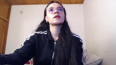 shanel_lozano online show from 4, 6, 2026